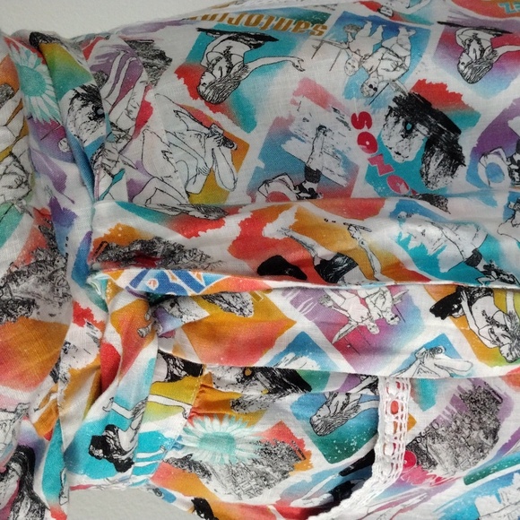 A Mere Co Resort Linen/Cotton Coverup. M/L - Picture 4 of 9